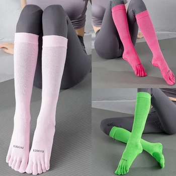 Femei Yoga Pilates Genunchi Ridicat Non-Alunecare de Șosete Luminoase de Culoare Solidă Cinci Degete Lungi Vițel Ciorapi cu Silicon Mânere